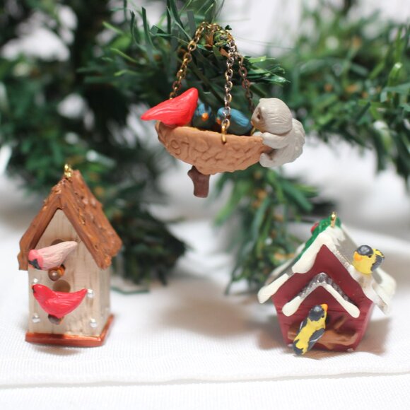 Hallmark Keepsake Ornament Miniatures "Welcome Friends" Lot of 3 - Picture 3 of 13